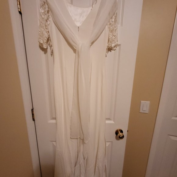 Jessica McClintock White Full Length Dress - Size 6 - Picture 4 of 4